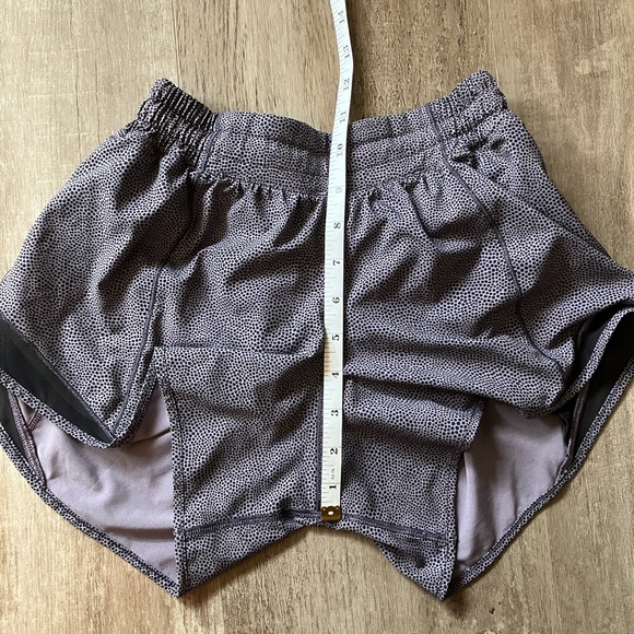 Lululemon Hotty Hot Short - 4” Inseam - Picture 5 of 6